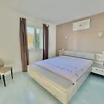 Rosea Avec Piscine Et Parc *